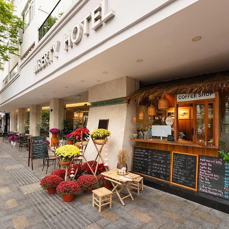 Liberty Hotel Saigon Greenview Хошимін Екстер'єр фото