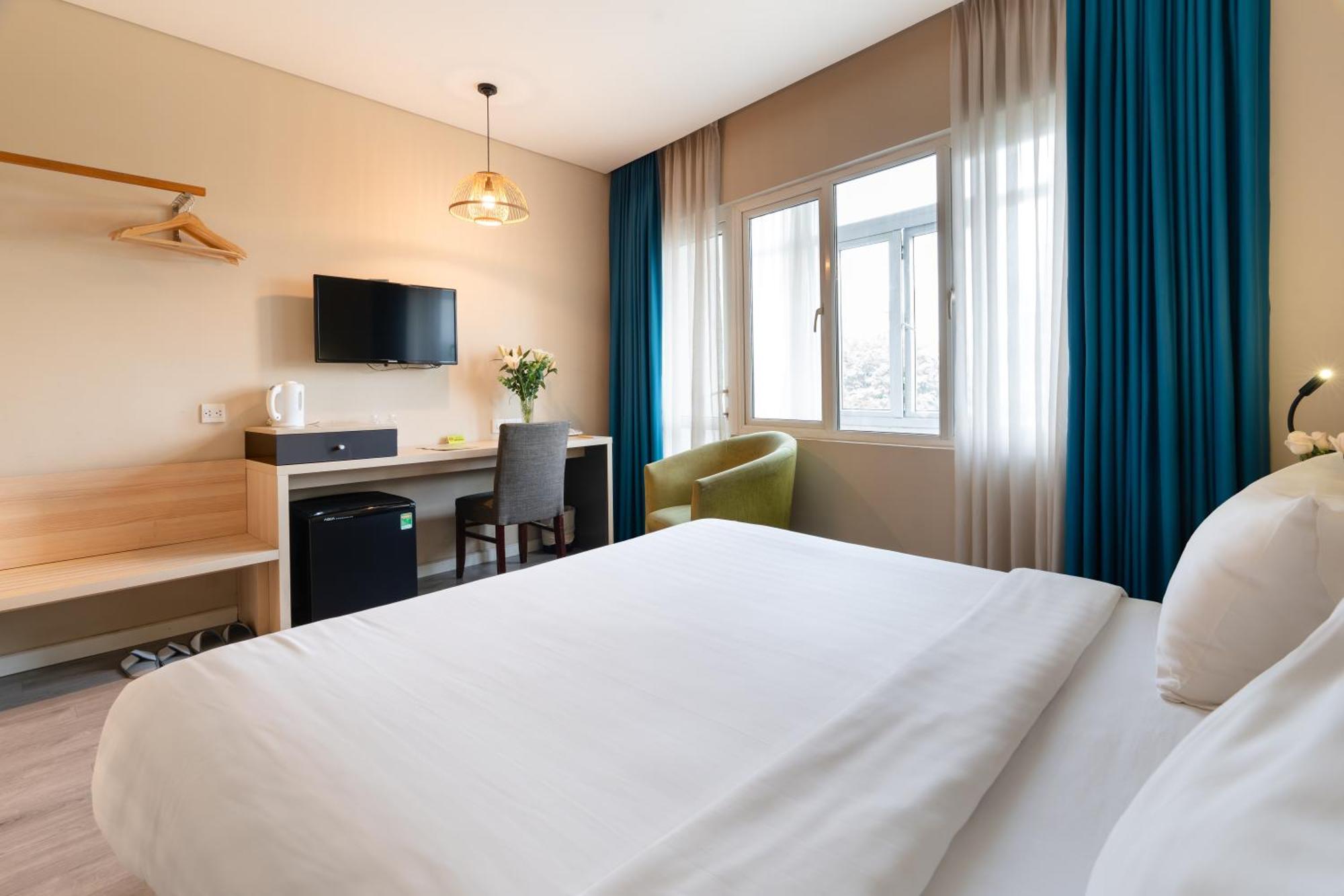 Liberty Hotel Saigon Greenview Хошимін Екстер'єр фото