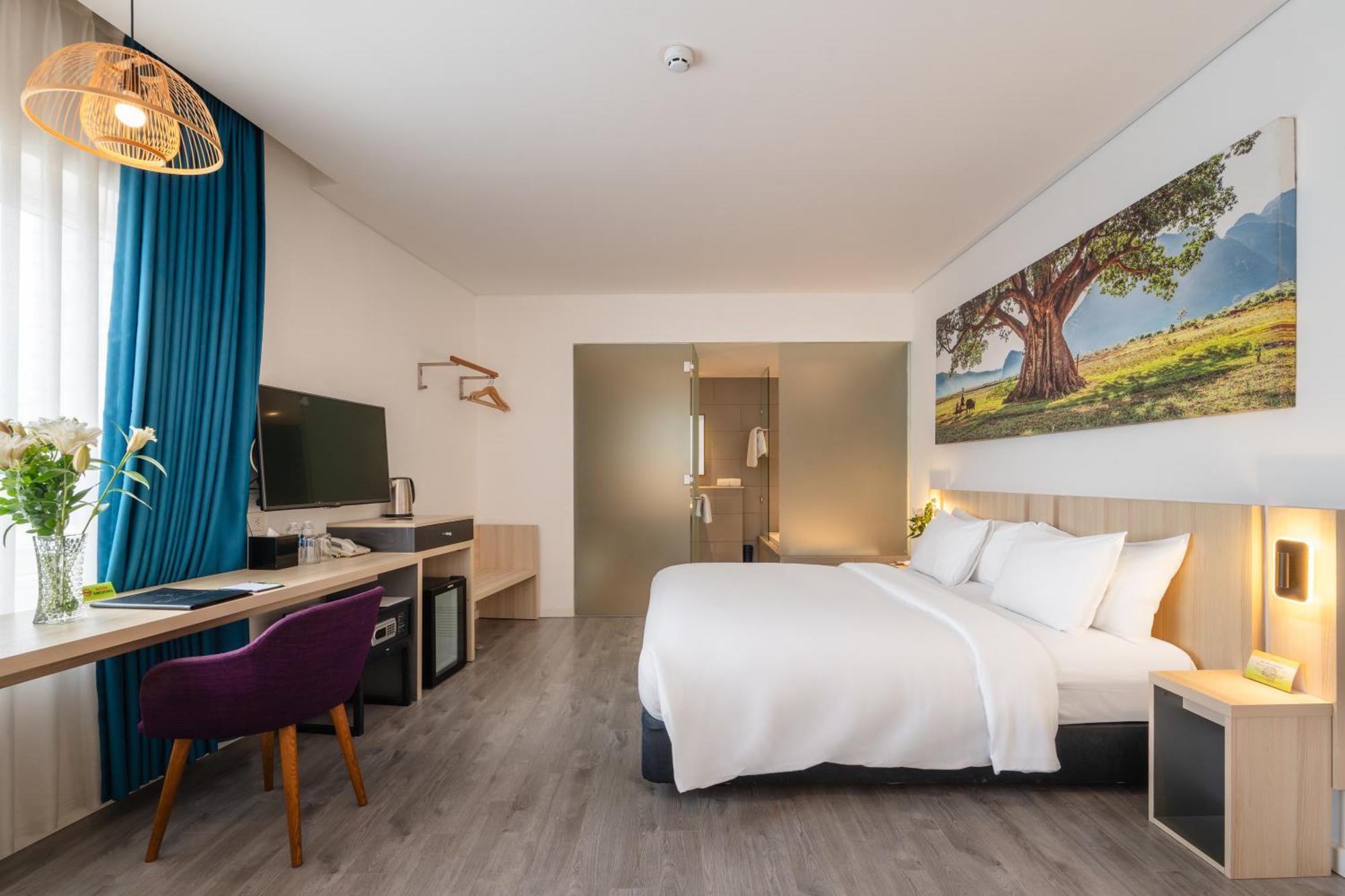 Liberty Hotel Saigon Greenview Хошимін Екстер'єр фото